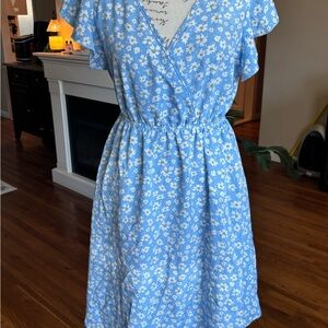 SHEIN Blue Daisy Print Wrap Mini Dress